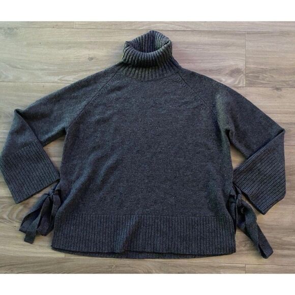 Exclusive of trims M gray Sweater size 40 (us medium) wool cashmere turtleneck - Picture 1 of 12
